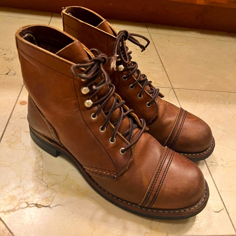 Redwings Iron Ranger 7.5 short boots!